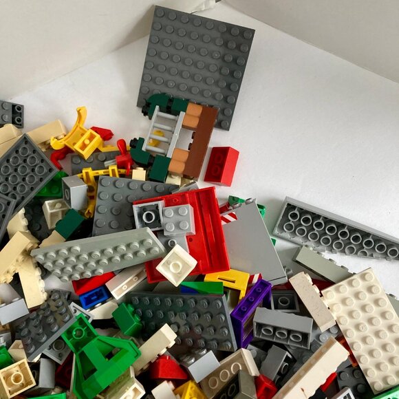 Large LEGO Brick Lot 3 lb, 4 oz Assorted Building Blocks Legos Vintage - Picture 5 of 10